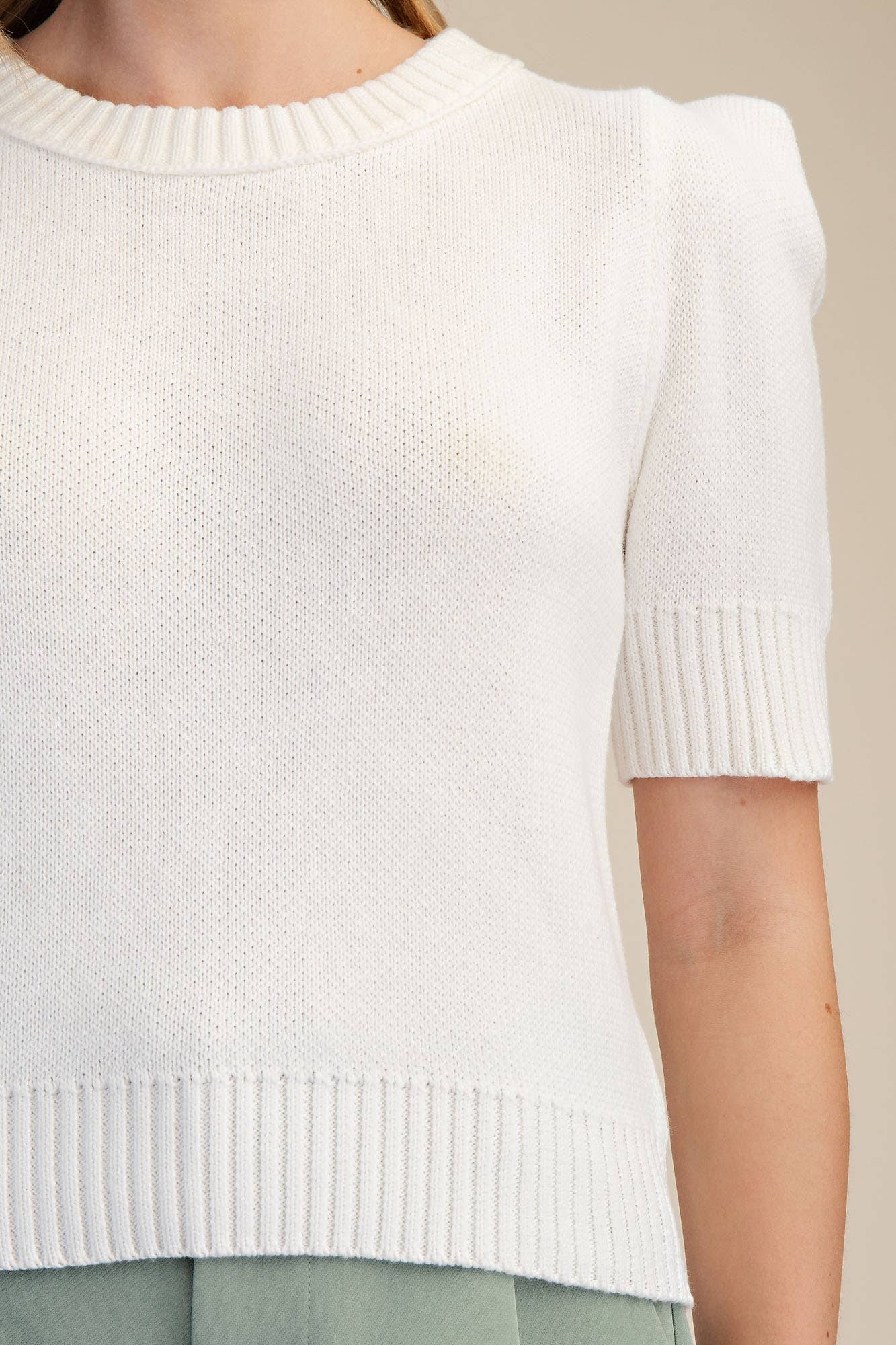 Spring Sweater With Round Neck And Short Sleeves Modest