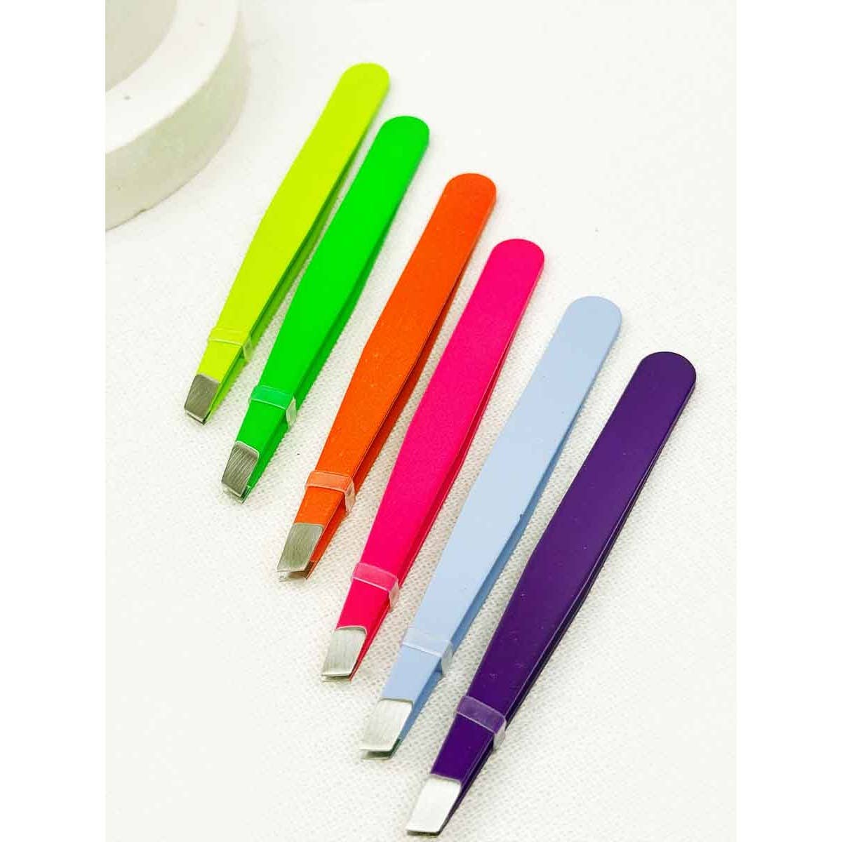 Eyebrow Tweezer - THE BEST - Slanted Stainless Steel Professional Beauty Tool