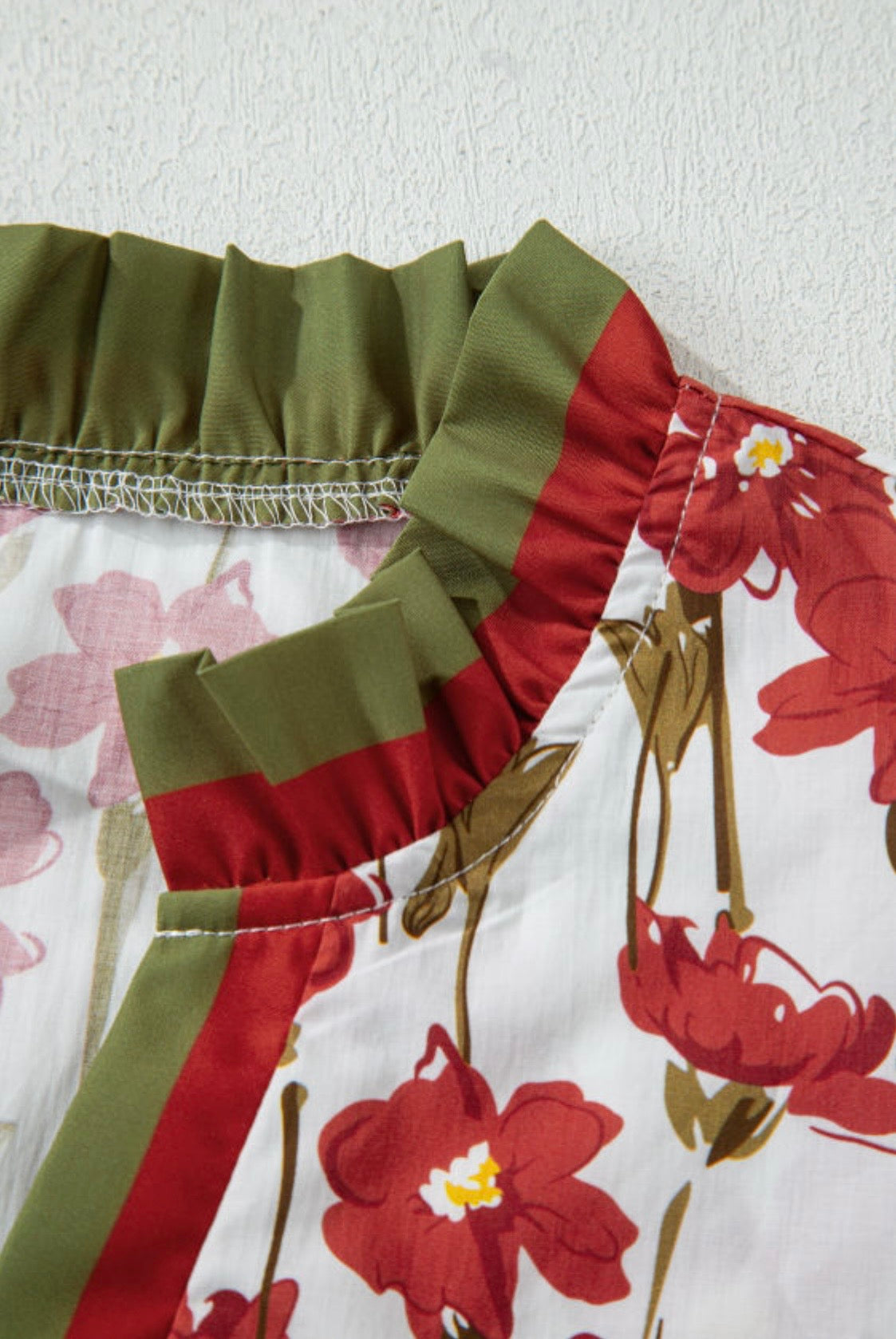 Blouse With Floral Ruffle Sleeves | Everyday Flair