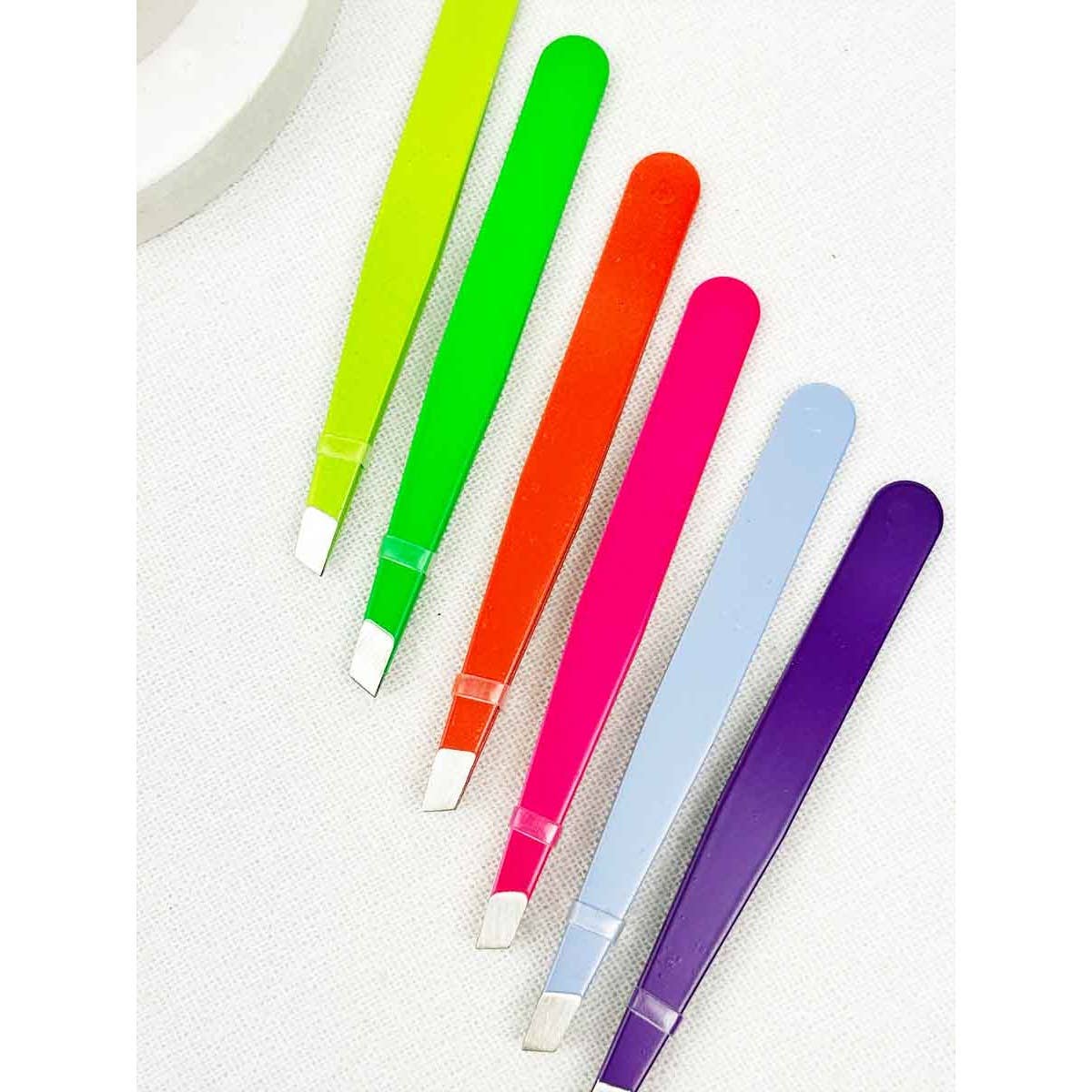Eyebrow Tweezer - THE BEST - Slanted Stainless Steel Professional Beauty Tool