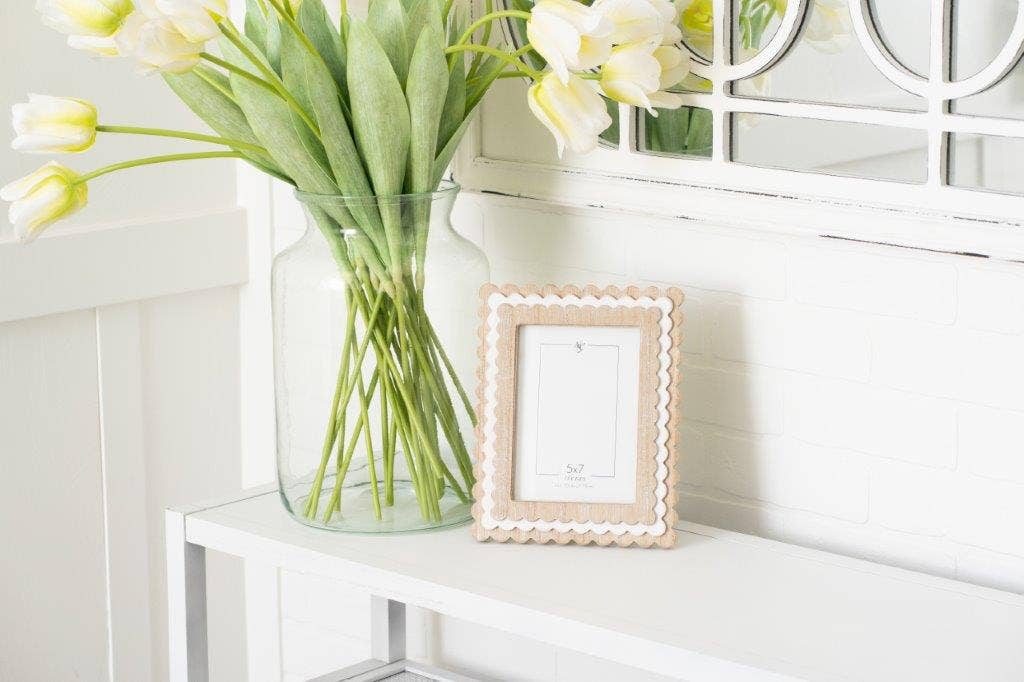 Whimsical Scalloped Wood Photo Frame 5x7 In Natural White For Memories