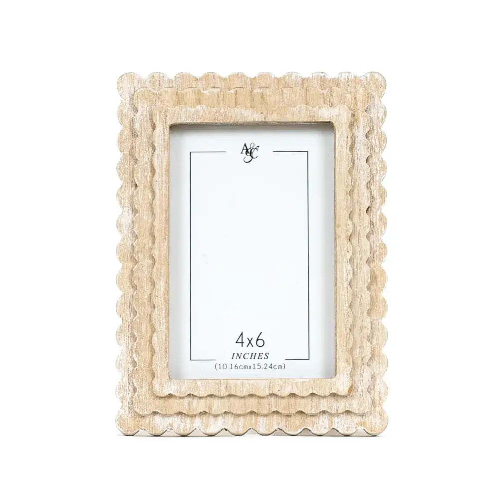 Scalloped Wood Photo Frame 4x6 Inches Natural Finish For Rustic Charm