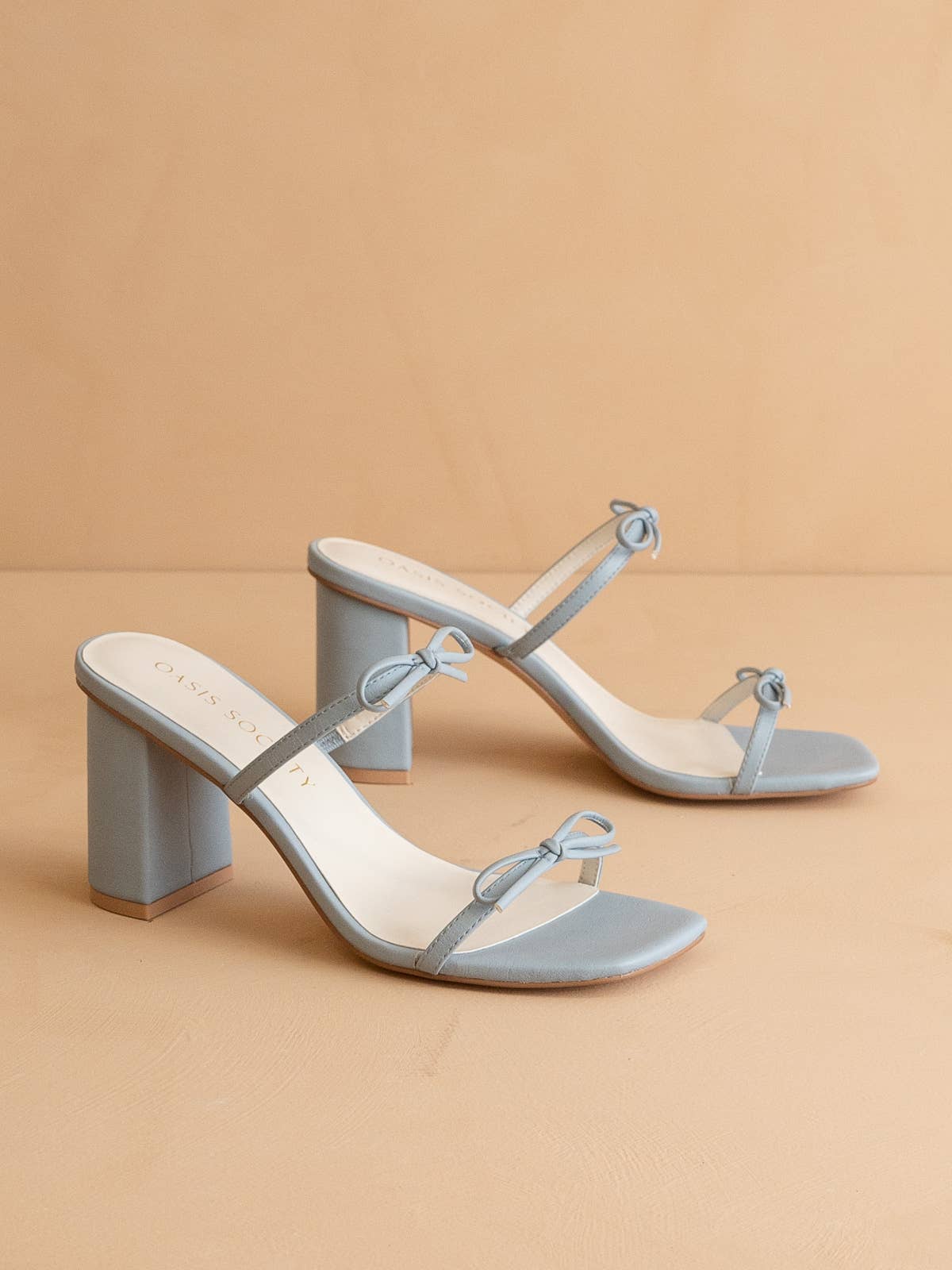 The Wendy- Classic Bow Heels - Graceful Blue/ DreamCloud Cushion