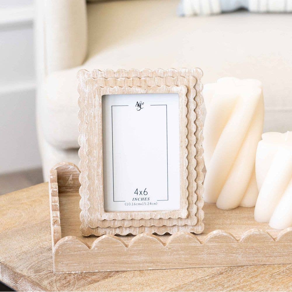 Scalloped Wood Photo Frame 4x6 Inches Natural Finish For Rustic Charm